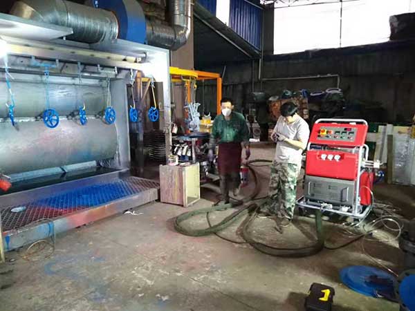 聚脲噴涂機提料泵不能用了去哪里買?(圖1) 聚脲噴涂機提料泵不能用了去哪里買?(圖1)